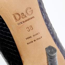 Pre Owned D&G Blue Snakeskin Embossed Leather Pointed Toe Pumps Size 38