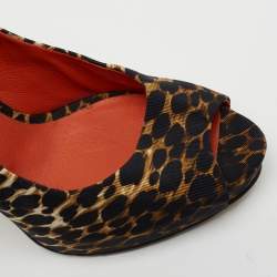 D&G Tri Color Leopard Print Fabric Peep-Toe Pumps Size 38