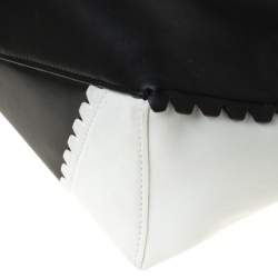 Pre Owned Diane von Furstenberg White/Black Leather Wristlet Clutch