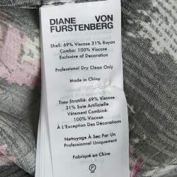 Pre Owned Diane Von Furstenberg Black/Multicolor Newspaper Print Crepe Wrap Dress M