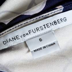 Pre Owned Diane Von Furstenberg Blue/White Floral Print Silk Jersey Draped Nobuko Dress L