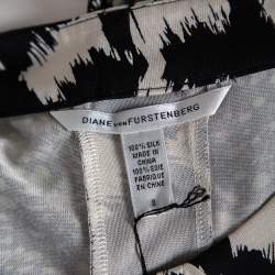 Pre Owned Diane von Furstenburg Black Printed Silk Knit Stirling Sheath Dress M