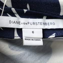 Pre Owned Diane von Furstenberg Navy Blue Floral Printed Silk Knit T72 Mini Wrap Dress M