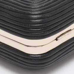 مملوكة مسبقًا Diane Von Furstenberg Tonda Black Leather Minaudière Clutch