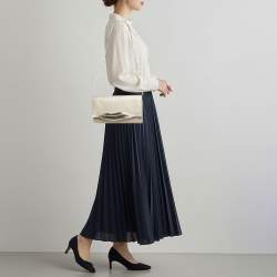 مملوكة مسبقًا حقيبة كتف ديان فون فرستنبيرغ جلد أسود لامع بشفاه 