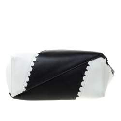 Pre Owned Diane Von Furstenberg Black/White Leather Wristlet
