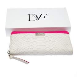 Pre Owned Diane Von Furstenberg White Python Embossed Leather Zip Around Wallet