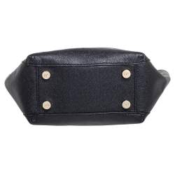 Pre Owned Diane Von Furstenberg Black Leather Mini Voyage Itsy Crossbody Bag