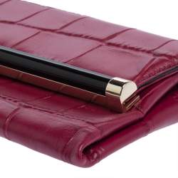 Pre Owned Diane Von Furstenberg Fuchsia Croc Embossed Leather Clutch