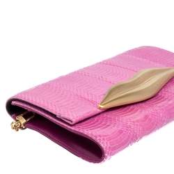 Pre Owned Diane von Furstenberg Pink Snakeskin and Leather Carolina Lips Chain Clutch