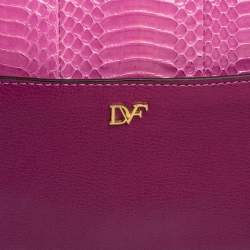 Pre Owned Diane von Furstenberg Pink Snakeskin and Leather Carolina Lips Chain Clutch