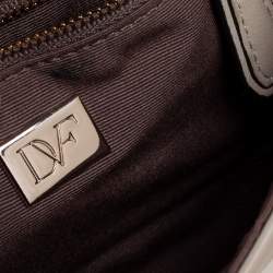 Pre Owned Diane von Furstenberg Gold/Off White Leather Flirty Lips Mini Crossbody Bag