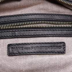 Pre Owned Diane Von Furstenberg Black Chainlink Leather Medium Stephanie Hobo