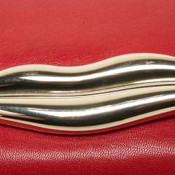 Pre Owned Diane Von Furstenberg Red Leather Flirty Lips Shoulder Bag