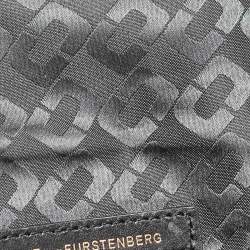 Pre Owned Diane Von Furstenberg Green Leather Fringe Flap Crossbody Bag