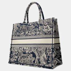 Pre Owned Dior Navy Blue/White Reverse Toile de Jouy Canvas Book Tote Bag
