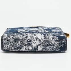 Pre Owned Dior Navy Blue Fabric and Leather 30 Montaigne Dea Pouch