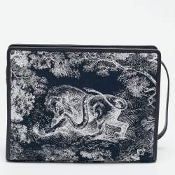 Pre Owned Dior Navy Blue Fabric and Leather 30 Montaigne Dea Pouch