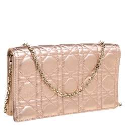 مملوكة مسبقًا Dior Metallic Rose Gold Cannage Leather Lady Dior Pouch