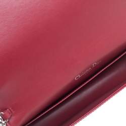 مملوكة مسبقًا Dior Red Patent Leather Lady Dior Chain Clutch