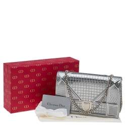 Pre Owned Dior Metallic Silver Micro Cannage Leather Diorama Wallet on Chain Clutch Bag