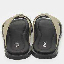 مملوكة مسبقًا صندل ديور مسطح جلدي رمادي مقاس 38