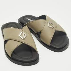 مملوكة مسبقًا صندل ديور مسطح جلدي رمادي مقاس 38