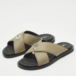 مملوكة مسبقًا صندل ديور مسطح جلدي رمادي مقاس 38