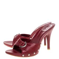 مملوكة مسبقًا Dior Red Leather Open Toe Clog Sandals Size 38