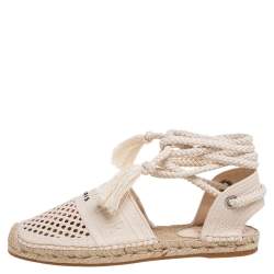 مملوكة مسبقًا Dior Cream Granville Mesh Embroidered Ankle Wrap Flat Espadrille Sandals Size 39