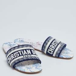 مملوكة مسبقًا صندل سلايد فلات ديور دي واي كانفاس متعدد الألوان شعار مطرز مقاس 36