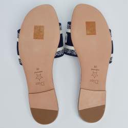 مملوكة مسبقًا صندل سلايد فلات ديور دي واي كانفاس متعدد الألوان شعار مطرز مقاس 36