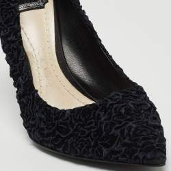 Pre Owned Dior Two Tone Flower Textured Velvet and Satin Pointed Toe Pumps Size 39