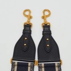مملوكة مسبقًا Dior Navy Blue/Black Embroidered Canvas and Leather Bag Shoulder Strap