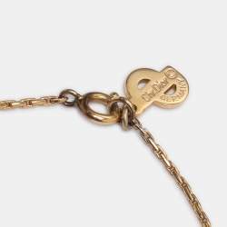 Pre Owned قلادة ديور معدن ذهبي اللون قلادة CD مرصعة بحجر الراين