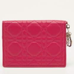 مملوكة مسبقًا Dior Lady Dior Pink Cannage Leather Passport Holder