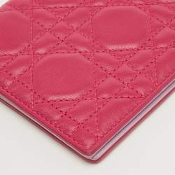 مملوكة مسبقًا Dior Lady Dior Pink Cannage Leather Passport Holder