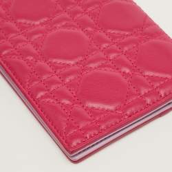 مملوكة مسبقًا Dior Lady Dior Pink Cannage Leather Passport Holder