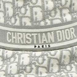 مملوكة مسبقًا قبعة دلّو ديور جاكار أوبليك رمادية مقاس 58