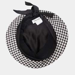 Pre Owned قبعة بيري ديور بطراز هوندستووث