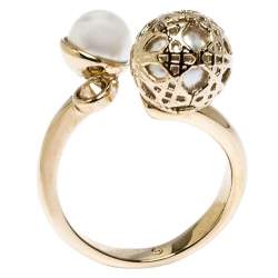 مملوكة مسبقًا Dior Cannage Faux Pearl Crystal Gold Tone Open Ring Size 51