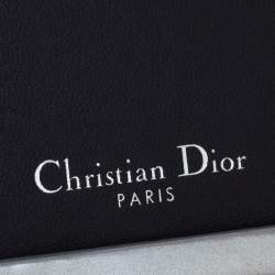 مملوكة مسبقًا جراب أيفون 6/7 ديوراما جلد كاناج لامع فضية بسلسلة