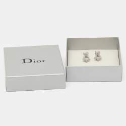 Pre Owned أقراط كليبس ديور سي دي كريستال ومعدن فضي اللون