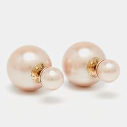 Louis Vuitton LV Gold •  Dior pearl earrings, Dior jewelry, Louis vuitton  jewelry