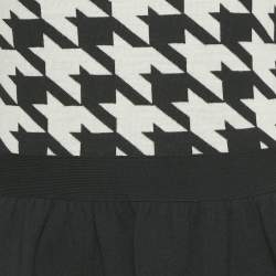 مملوكة مسبقًا فستان شورت صوف نقشة الثنيات السوداء كريستيان ديور ميديوم