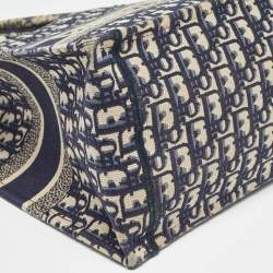 Pre Owned Dior Navy Blue Oblique Embroidered Canvas Medium Book Tote