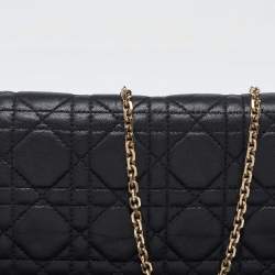 Pre Owned Dior Black Quilted Leather Lady Dior Chain Clutch
