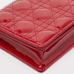 Pre Owned Dior Red Cannage Patent Leather Lady Dior Chain Clutch