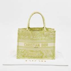 Pre Owned Dior Green/White Embroidered Canvas Medium Toile De Jouy Book Tote