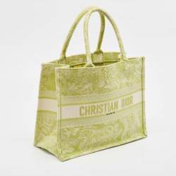 Pre Owned Dior Green/White Embroidered Canvas Medium Toile De Jouy Book Tote